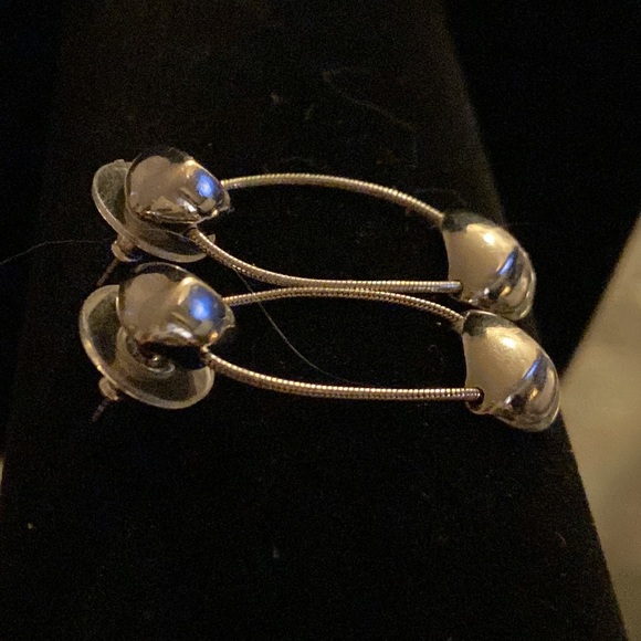 Silver Gun Metal Earring’s - Picture 2 of 4